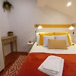 Mouraria Cozy & Charming * Лиссабон