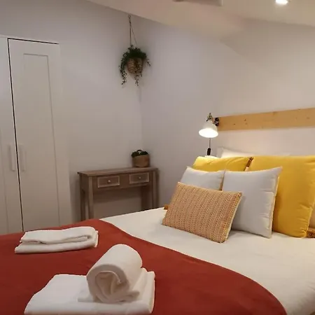 Апартаменты Mouraria Cozy & Charming *